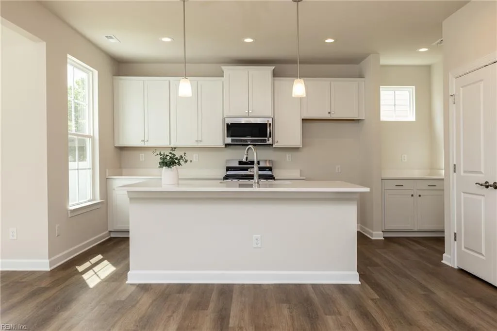 331 STATION DR, SUFFOLK VA 23434 - Photo 5
