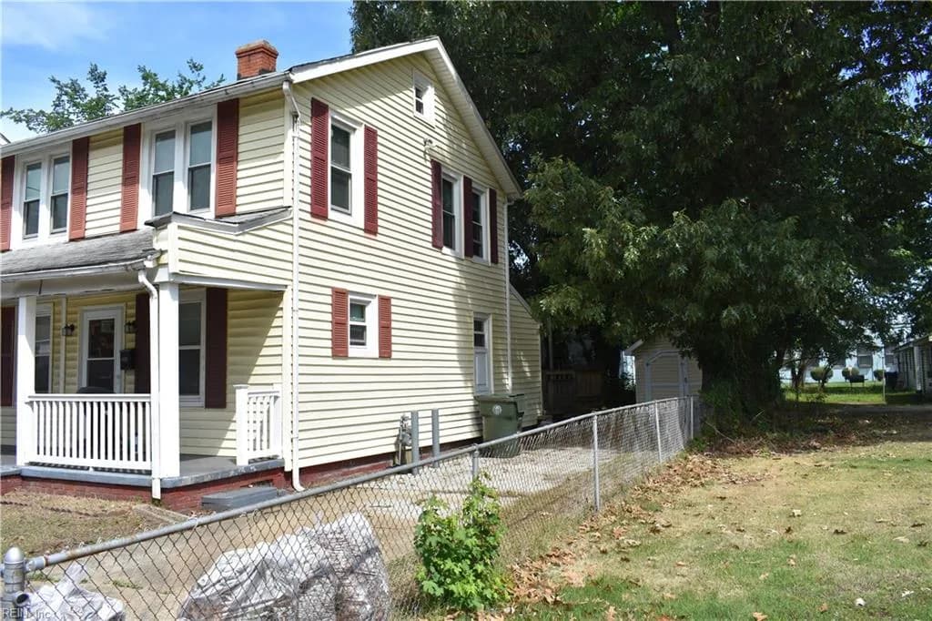 759 32nd ST, NEWPORT NEWS VA 23607 - Main photo