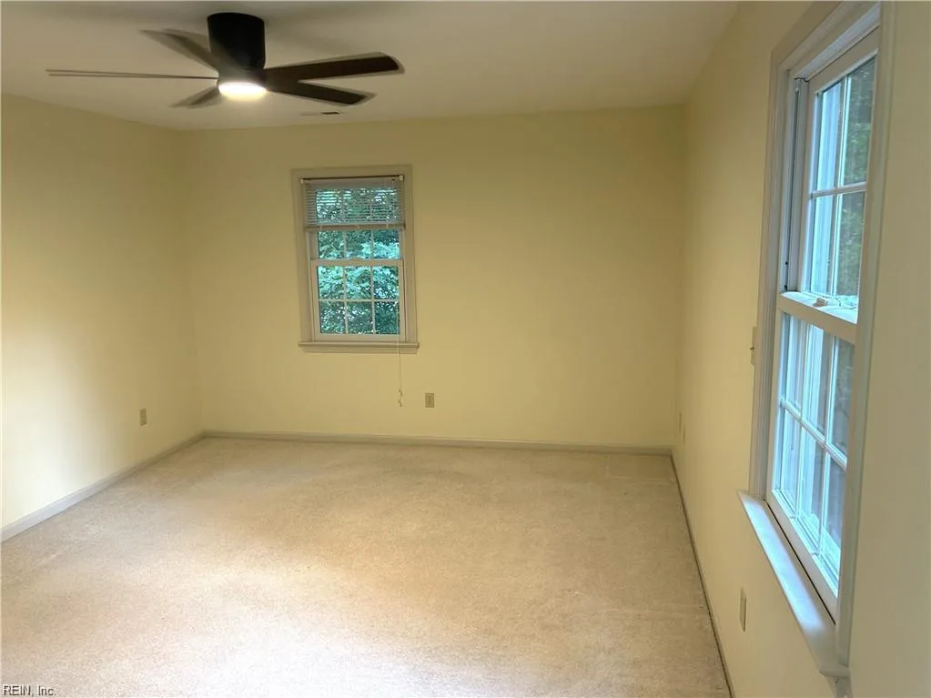 203 Kenmar DR, YORKTOWN VA 23692 thumb 11