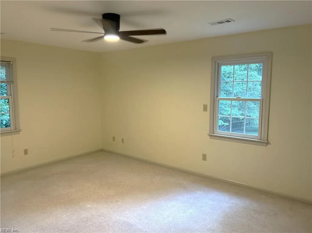203 Kenmar DR, YORKTOWN VA 23692 thumb 9