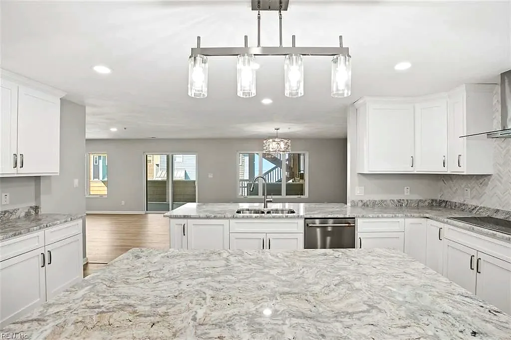 2304 Poseidon CT, VIRGINIABEACH VA 23451 thumb 6