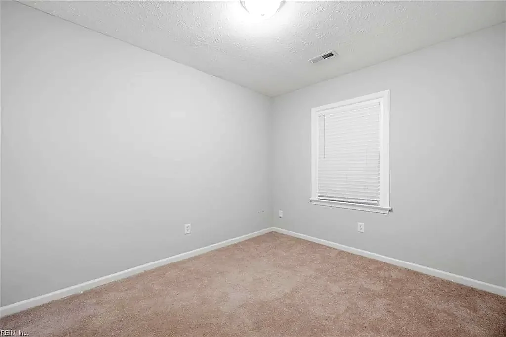 249 Batson DR, NEWPORT NEWS VA 23602 thumb 10