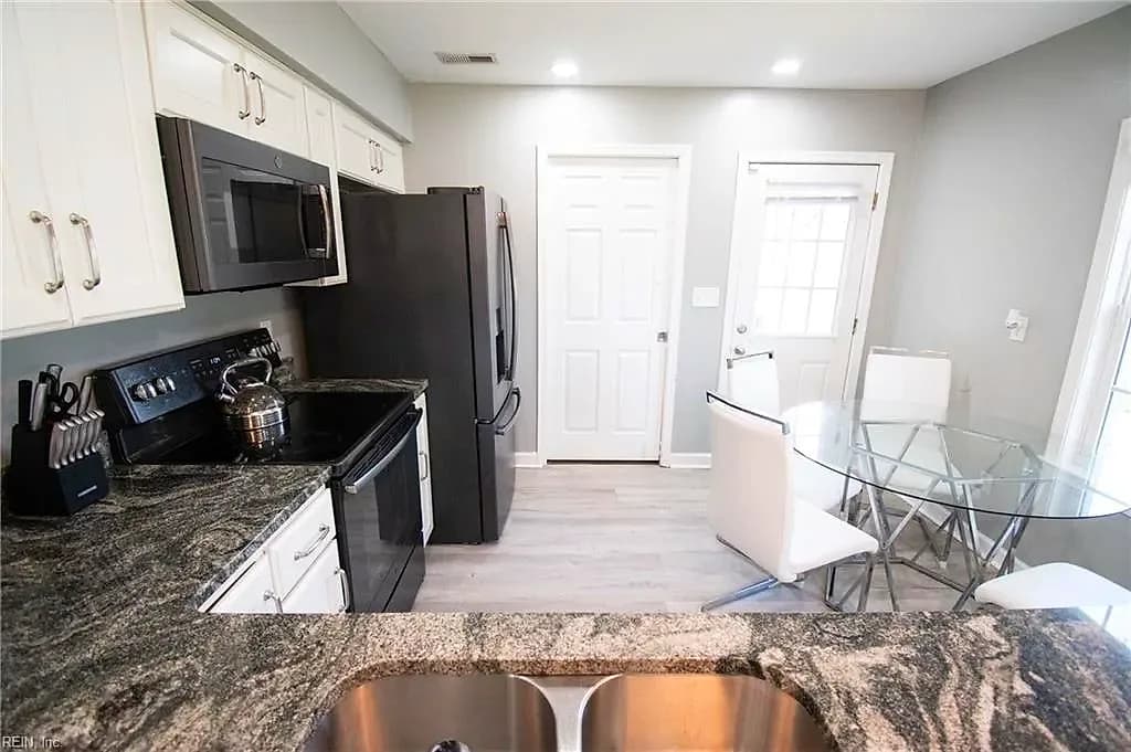 531 Price ST, HAMPTON VA 23663 thumb 8
