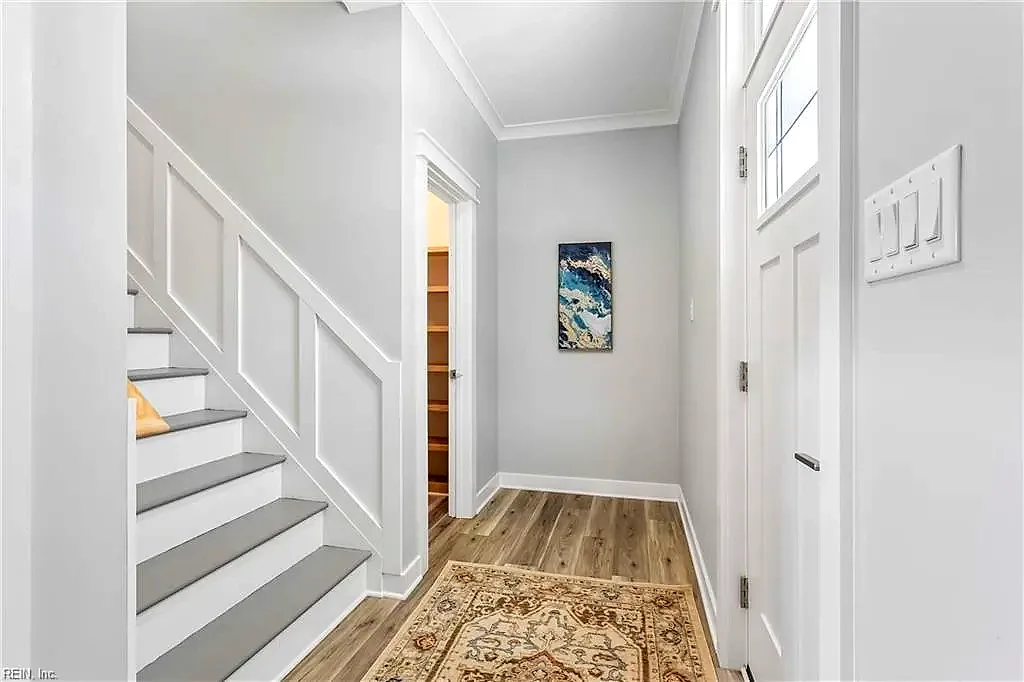 9262 Sylvia AVE, HAYES VA 23072 thumb 6