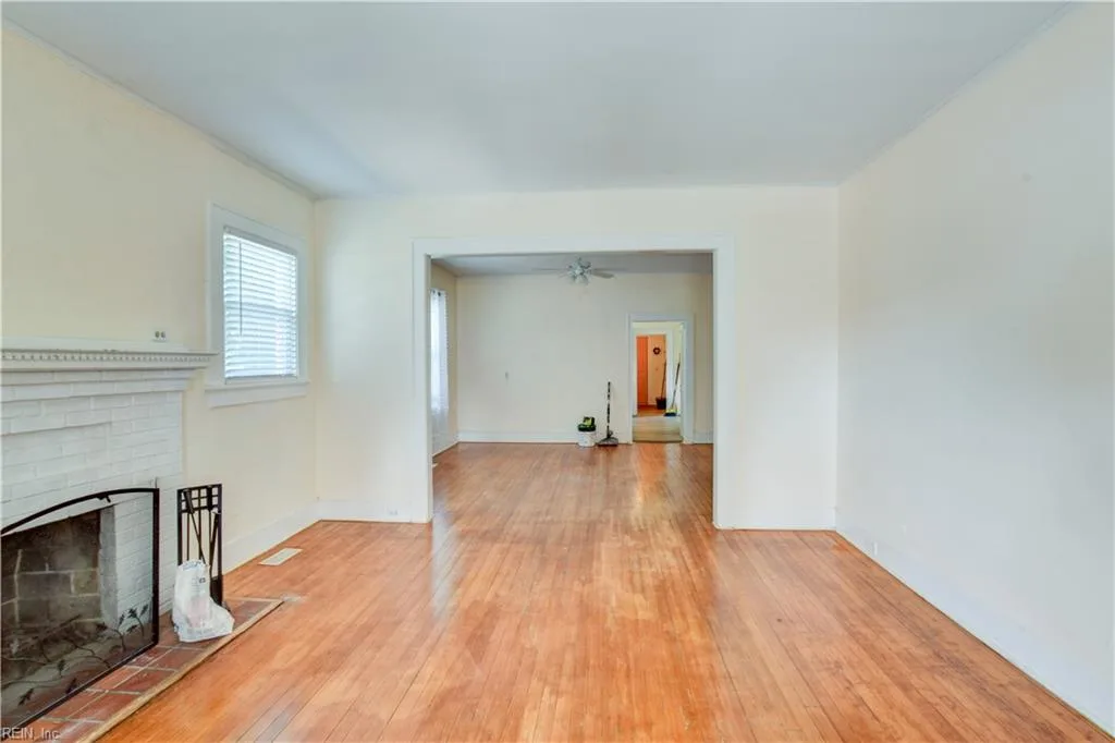 2015 N Mallory ST, HAMPTON VA 23664 thumb 8