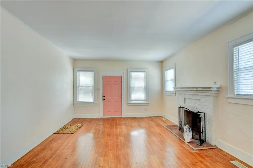 2015 N Mallory ST, HAMPTON VA 23664 thumb 10