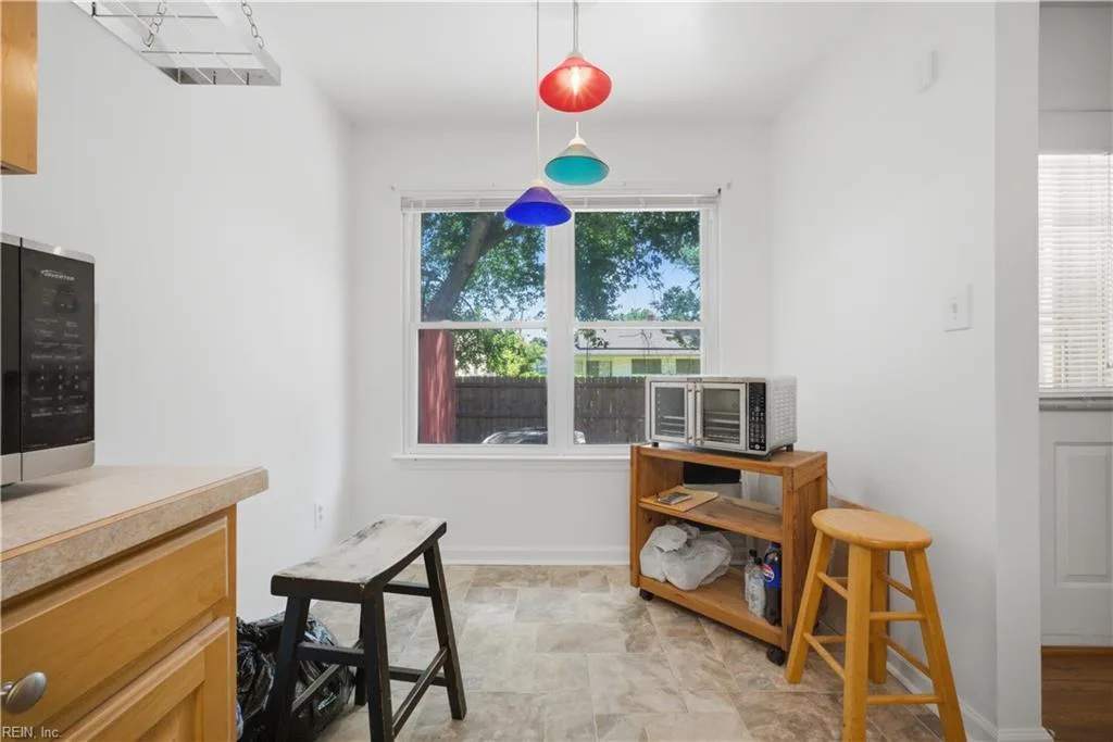 8 N Gawain WAY, HAMPTON VA 23669 thumb 10