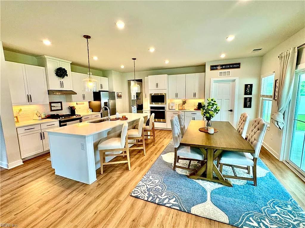 1757 Shipyard RD, CHESAPEAKE VA 23323 - Photo 2