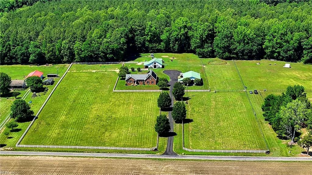 26479 Barretts Church RD, SEDLEY VA 23878 - Main photo