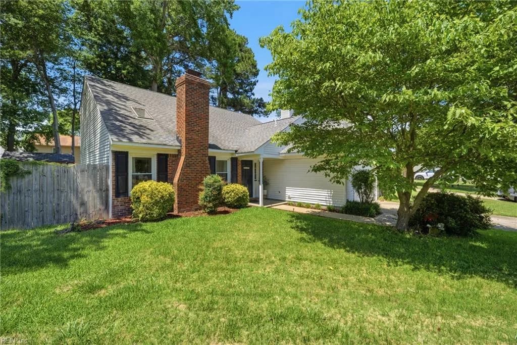 1904 Keeter RN, CHESAPEAKE VA 23320 - Photo 2