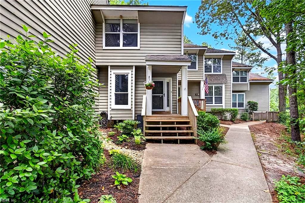 304 Windship CV, VIRGINIA BEACH VA 23454 - Main photo