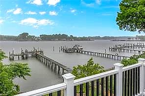 8 Cypress RD, PORTSMOUTH VA 23701 - Photo 2