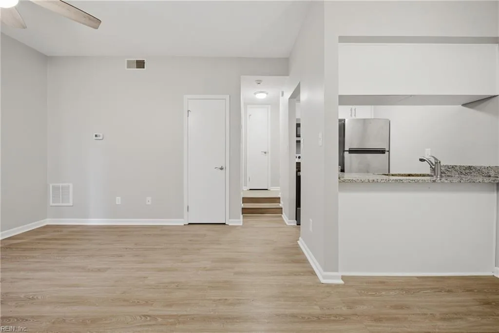 28 Pacific DR #2, HAMPTON VA 23666 thumb 6