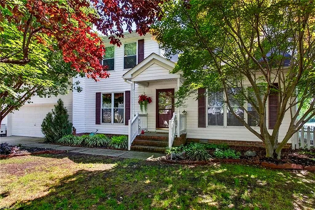 27 REFLECTION LN, HAMPTON VA 23666 - Photo 2