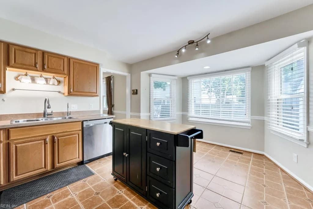 5308 Sidney CT, VIRGINIA BEACH VA 23464 thumb 6