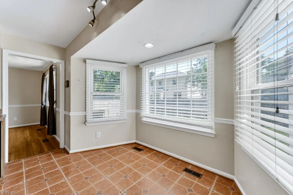 5308 Sidney CT, VIRGINIA BEACH VA 23464 thumb 8