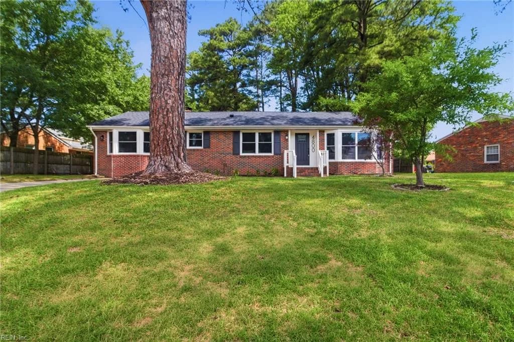 4800 Colonial LN, PORTSMOUTH VA 23703 - Main photo