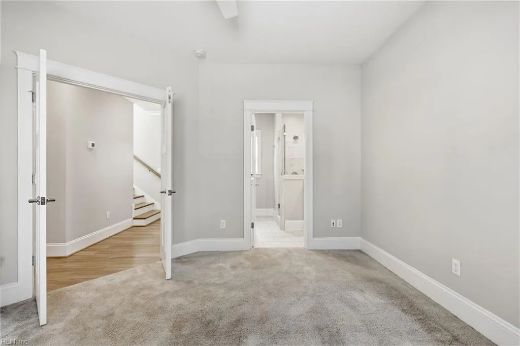 9562 Shore DR, NORFOLK VA 23518 thumb 9