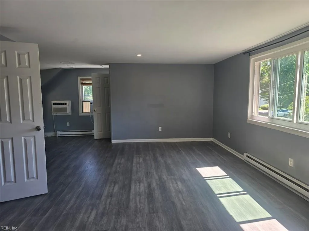 504 Homestead AVE #2, HAMPTON VA 23661 - Photo 3