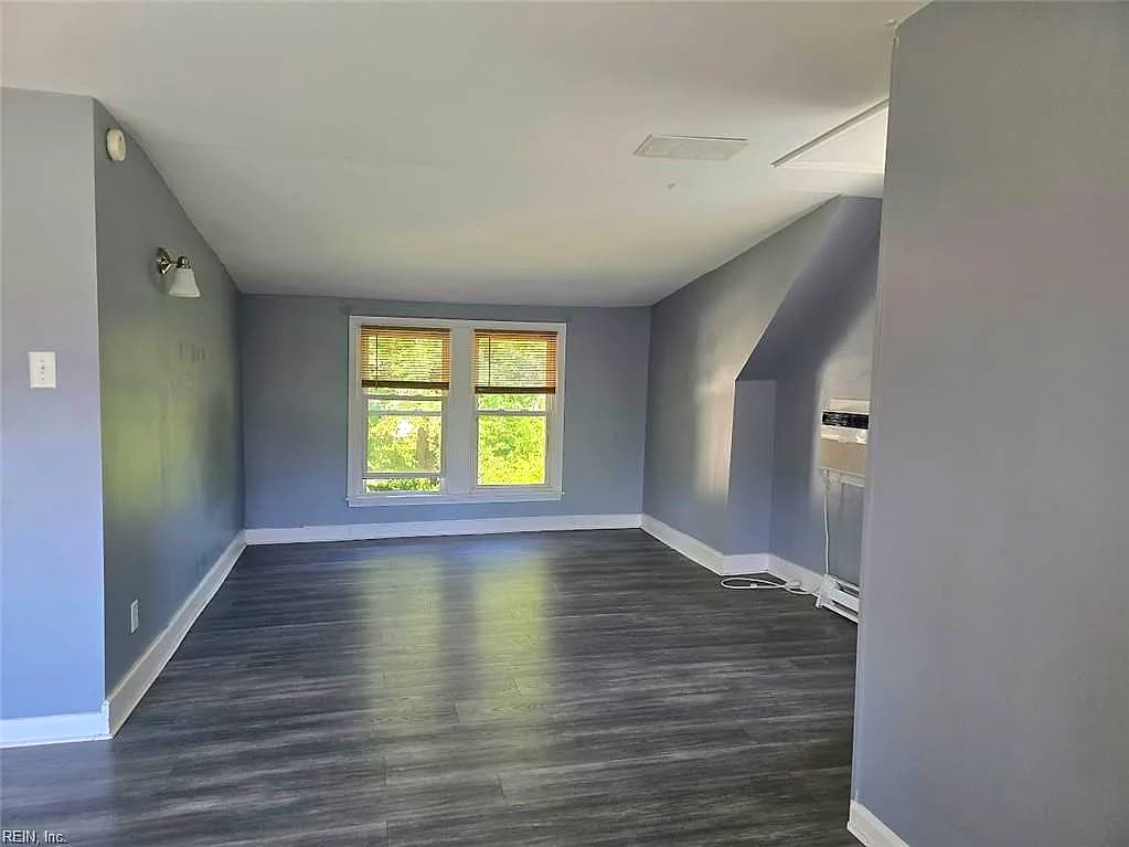 504 Homestead AVE #2, HAMPTON VA 23661 - Photo 4