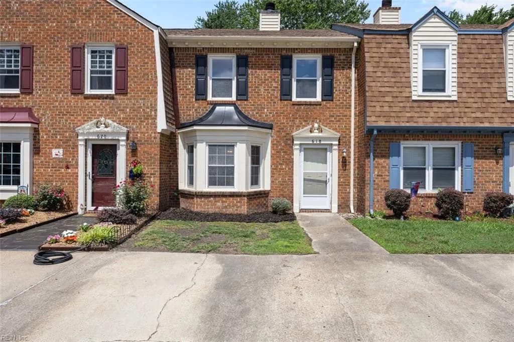 618 Mill Landing RD, CHESAPEAKE VA 23322 - Main photo