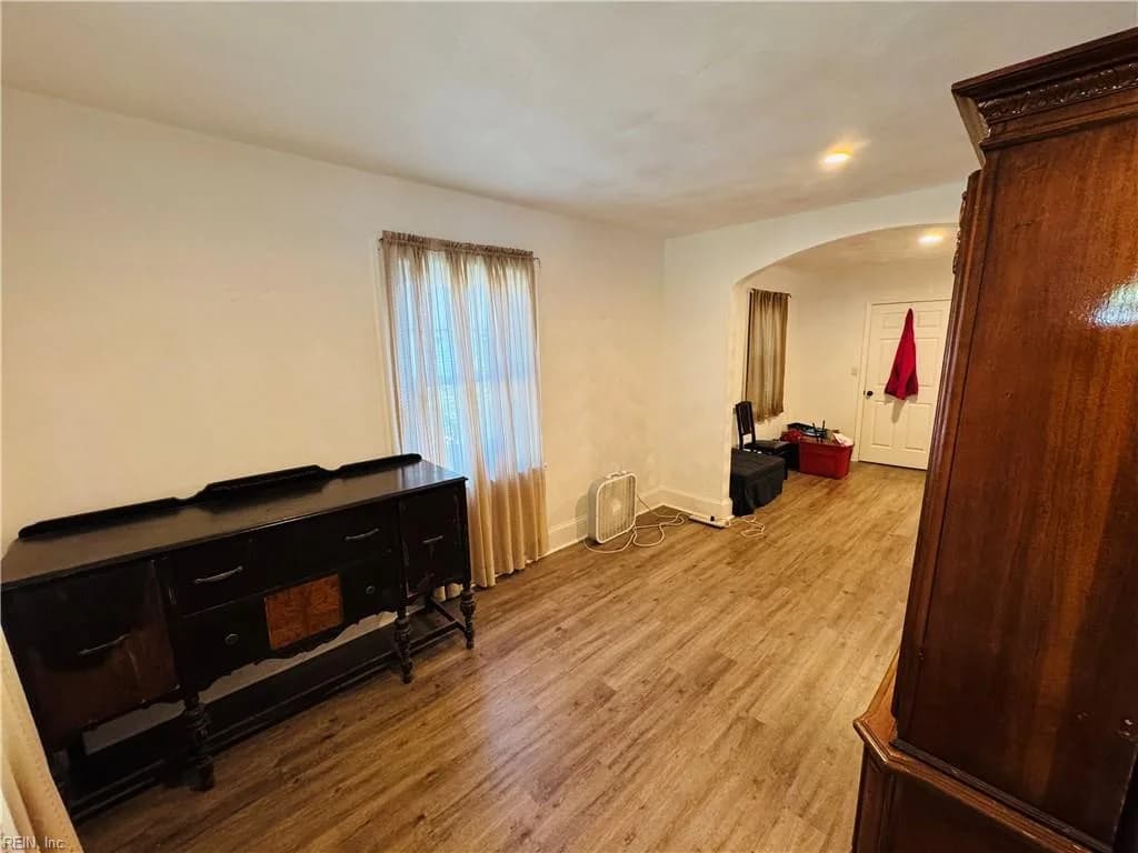 2417 Lansing AVE, PORTSMOUTH VA 23704 - Photo 5