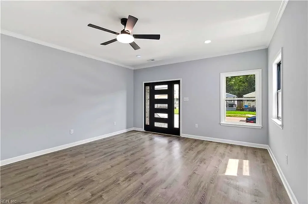 645 Ivy AVE, NEWPORT NEWS VA 23607 thumb 12