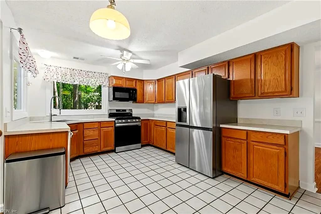899 Eastnor CT, NEWPORTNEWS VA 23608 thumb 9