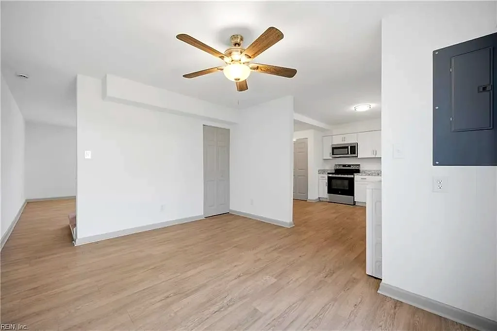 1006 Bowe PL, NORFOLK VA 23504 thumb 11