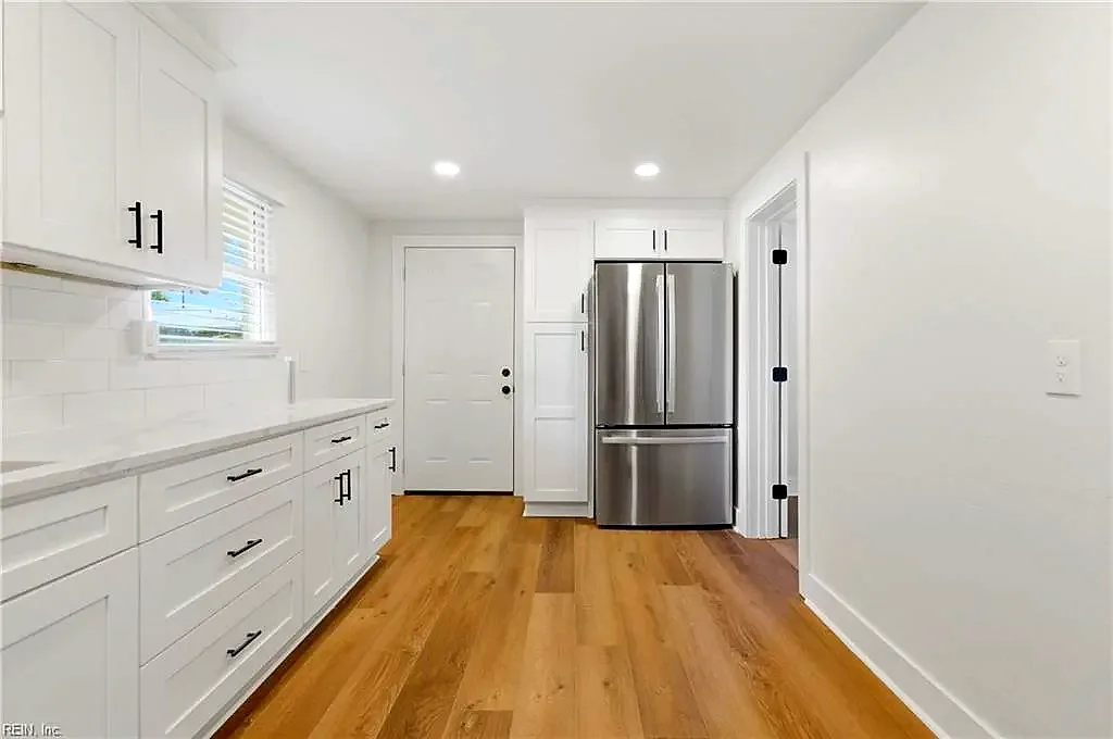 26 Bernard AVE, HAMPTON VA 23669 thumb 6