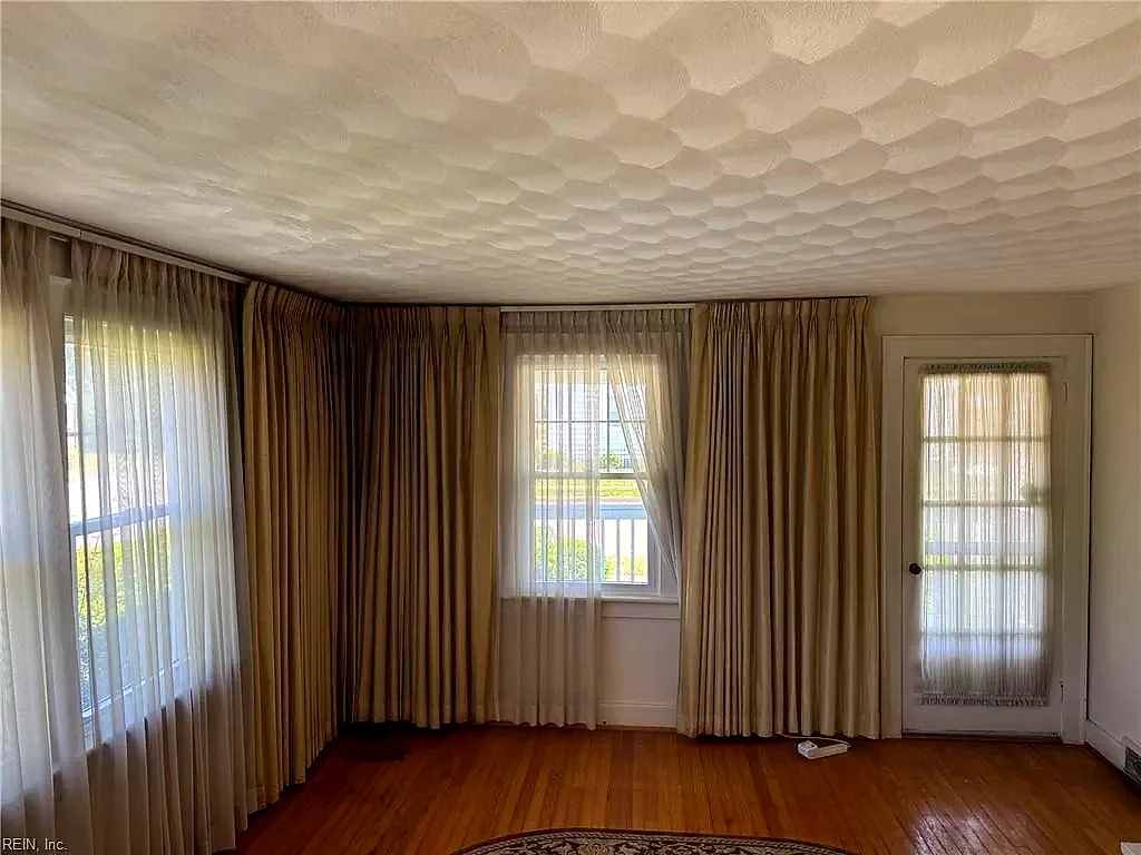 987 Albert AVE, NORFOLK VA 23513 - Photo 3