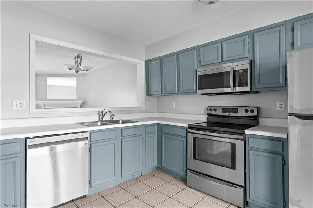 25 Hollis Wood DR, HAMPTON VA 23666 thumb 7