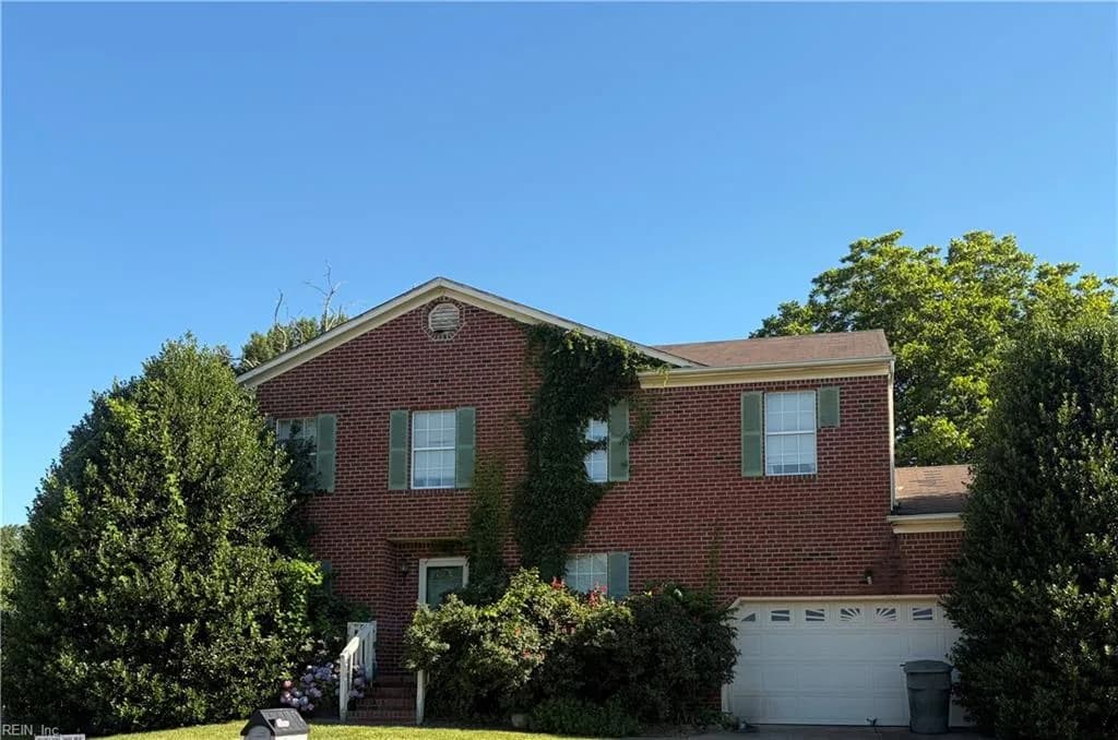 105 Larson CT, NEWPORT NEWS VA 23602 - Photo 2