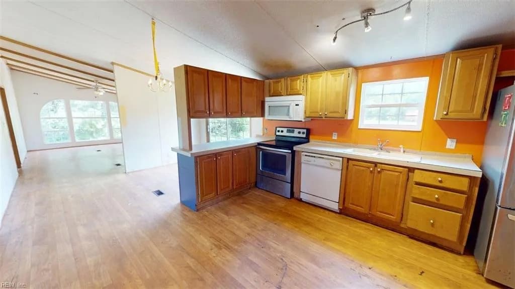 403 Union Mill RD, FARNHAM VA 22460 - Photo 4