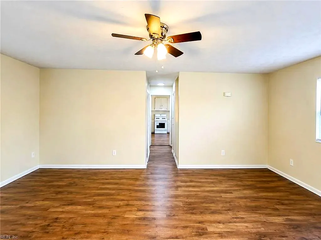 1040 30th ST, NEWPORTNEWS VA 23607 thumb 8