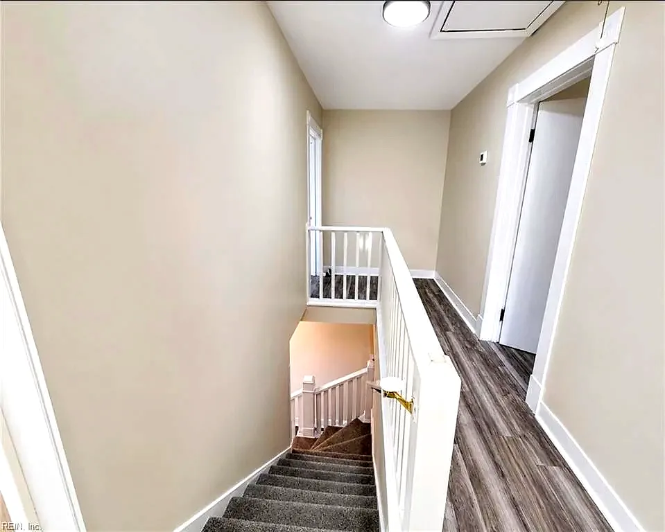 1040 30th ST, NEWPORTNEWS VA 23607 thumb 9