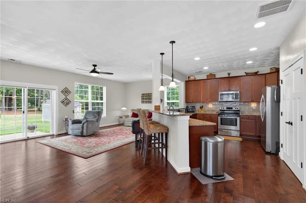 103 Stonehurst RD, HAMPTON VA 23669 thumb 12