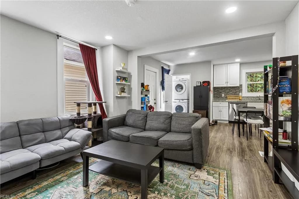 708 B ST, CHESAPEAKE VA 23324 thumb 6
