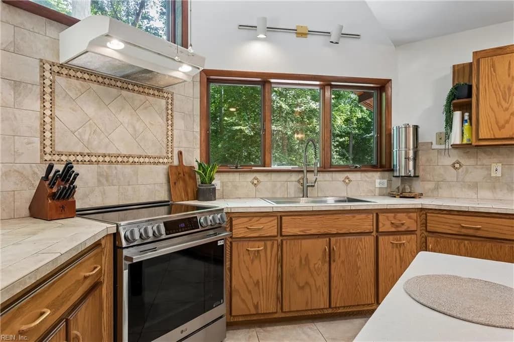 12465 Titus Cove LNDG, CARROLLTON VA 23314 thumb 11