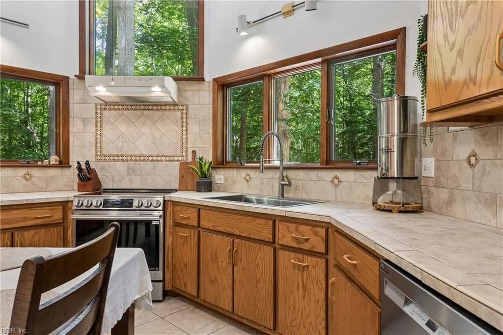 12465 Titus Cove LNDG, CARROLLTON VA 23314 thumb 12