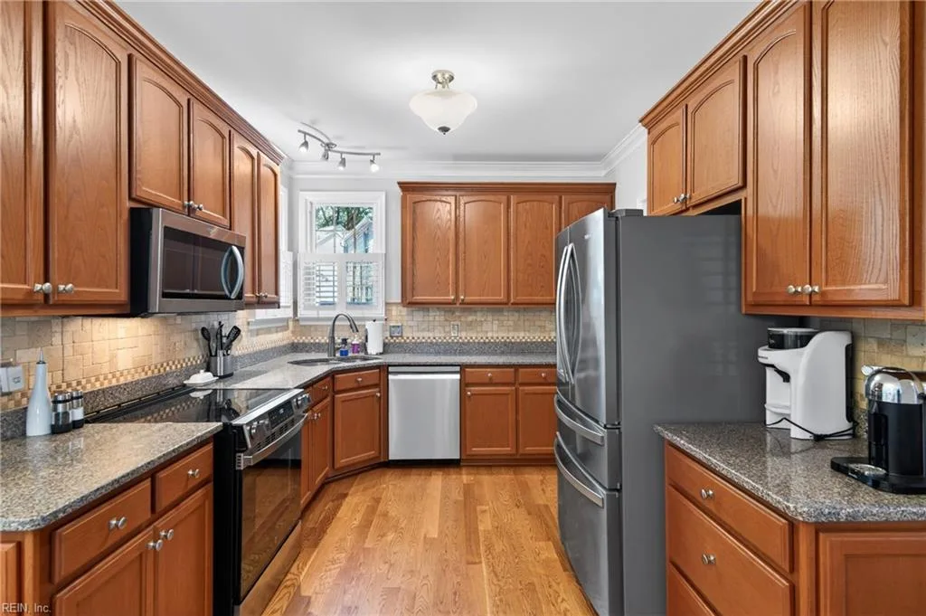 103 W Wedgwood DR, YORKTOWN VA 23693 thumb 8