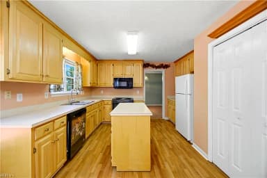 202 Vixen CT, YORKTOWN VA 23693 thumb 12