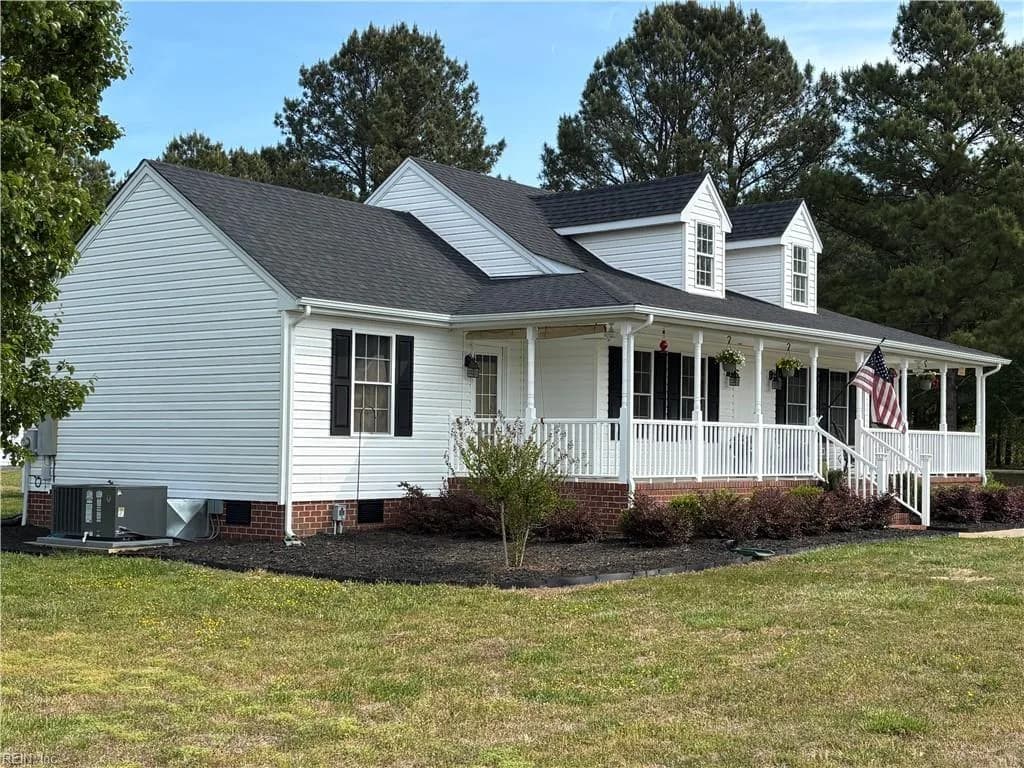 926 Freeman Mill RD, SUFFOLK VA 23438 - Photo 3
