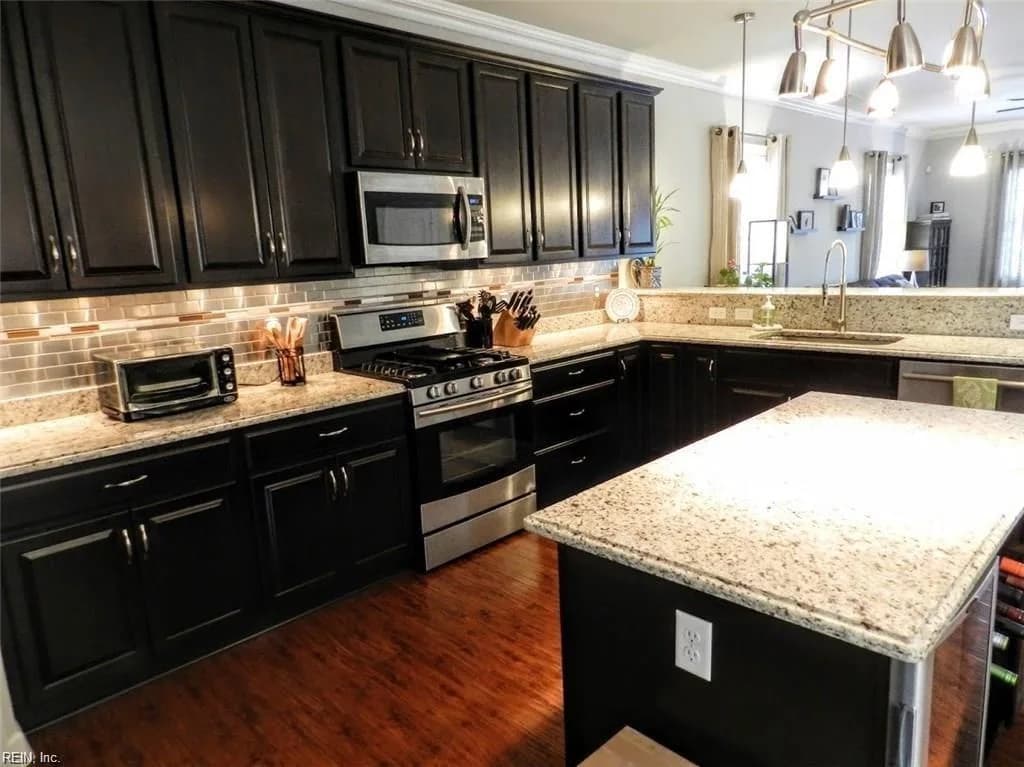 3209 Pleasant AVE, NORFOLK VA 23518 thumb 11
