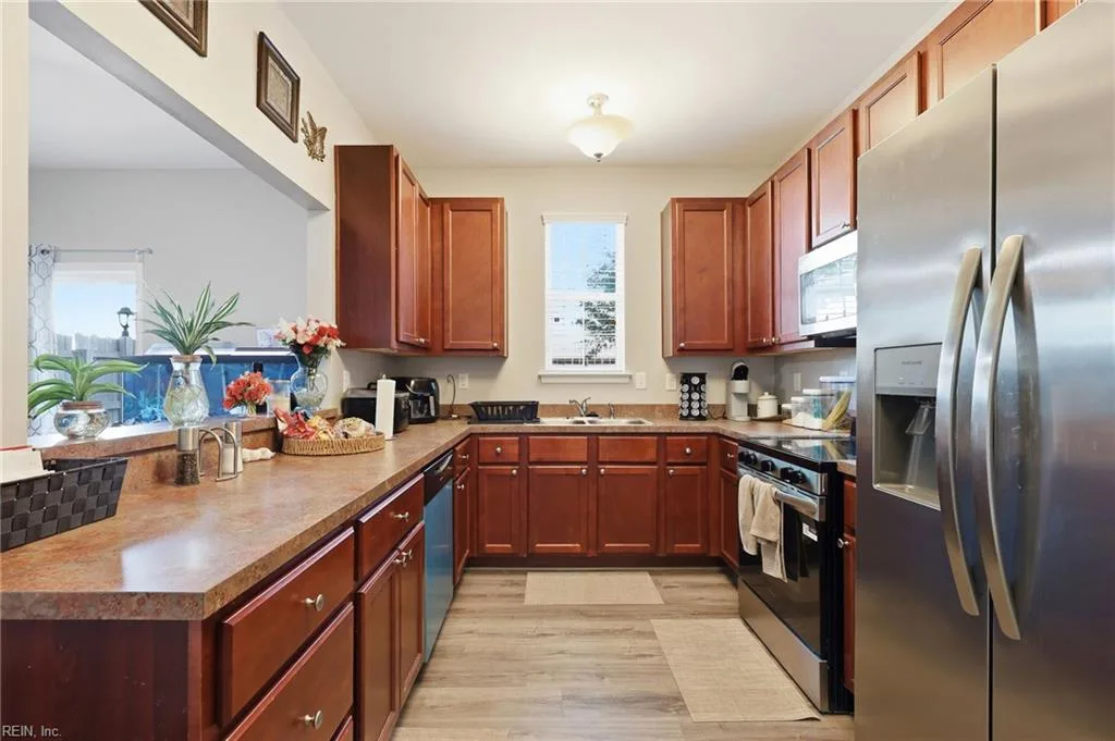 2526 Leytonstone DR, CHESAPEAKE VA 23321 thumb 8