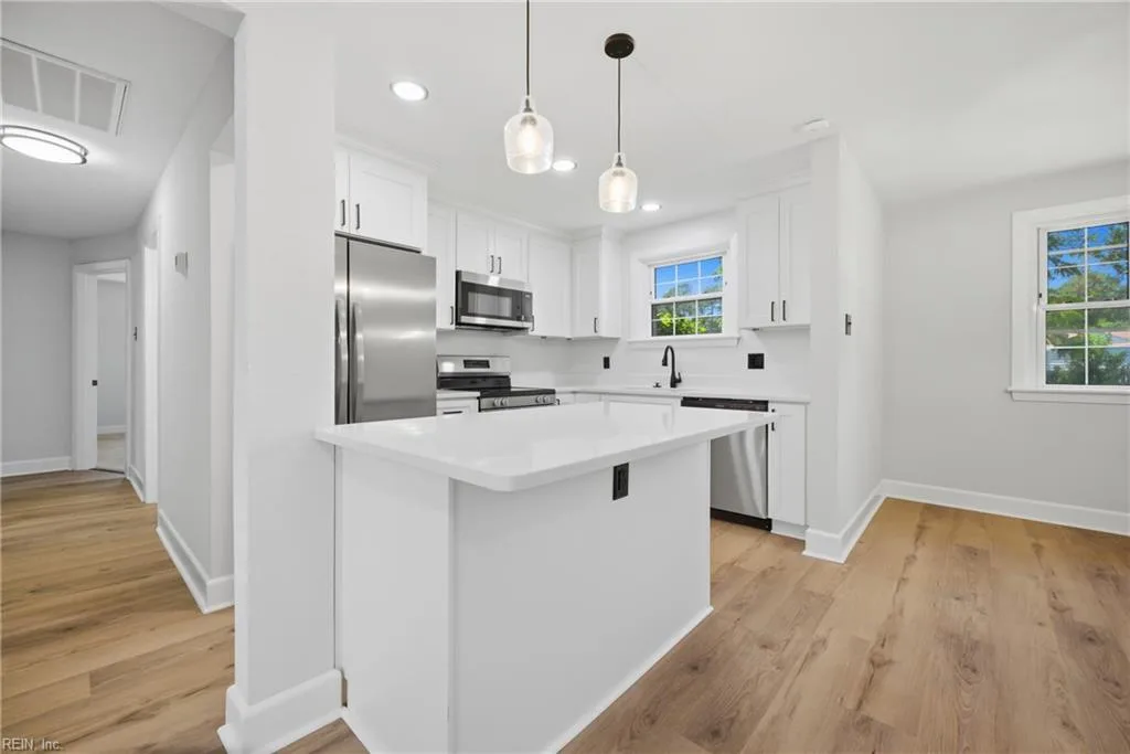 302 Chandler Harper DR, PORTSMOUTH VA 23701 thumb 9