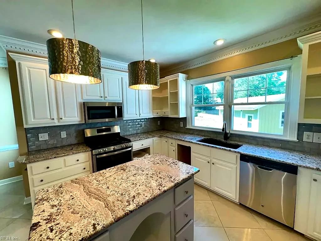 820 Spruce Forest CT, CHESAPEAKE VA 23322 thumb 12