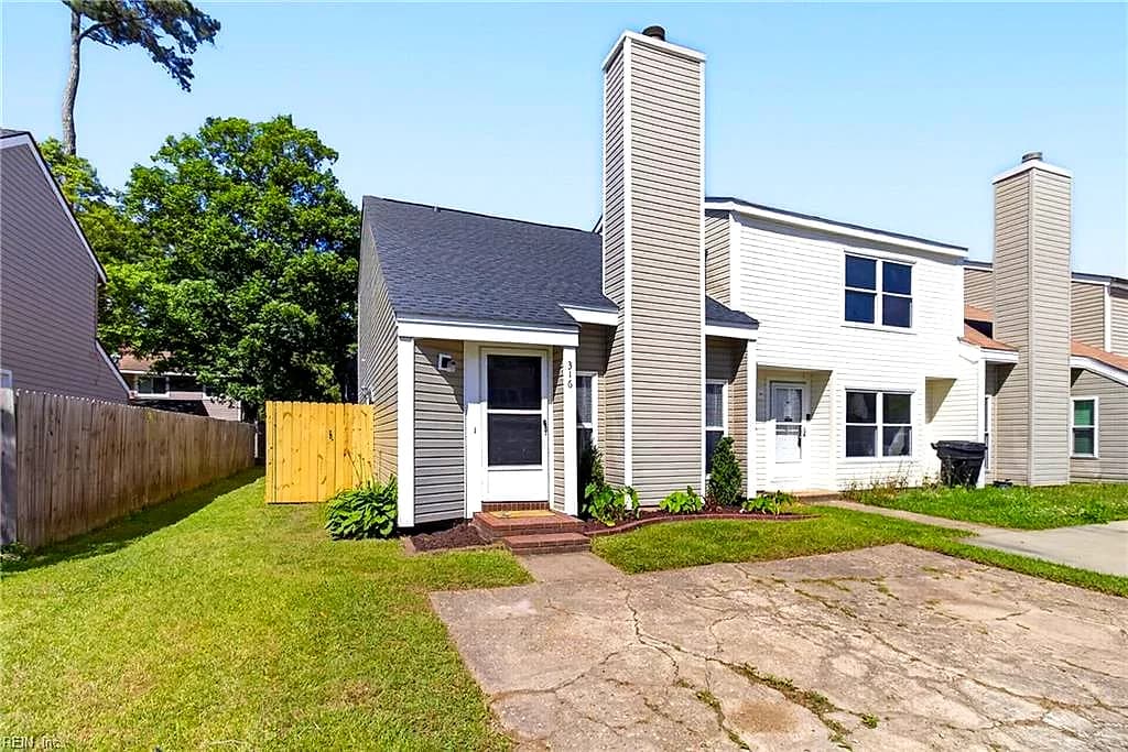 316 Falling LN, VIRGINIA BEACH VA 23454 - Main photo