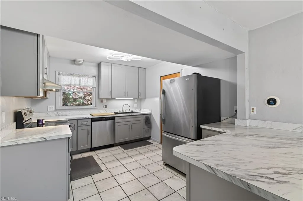 452 Bonifay DR, HAMPTON VA 23666 thumb 9