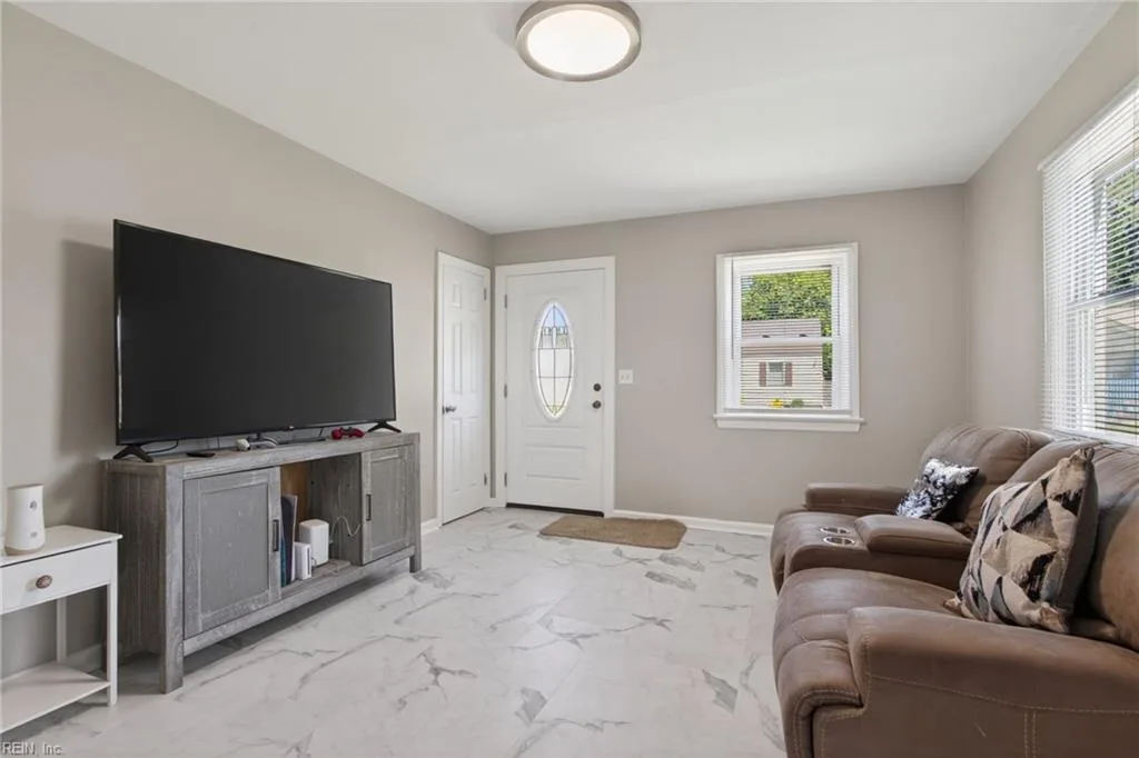 1106 Anne AVE, CHESAPEAKE VA 23324 thumb 6